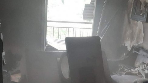 POŽAR U PODGORICI: Evakuisane dve zarobljene osobe POŽAR U PODGORICI: Evakuisane dve zarobljene osobe