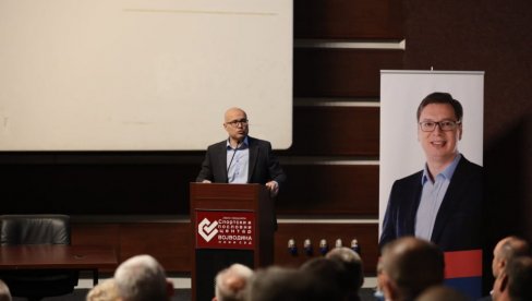 ТРАЖЕ СМЕНУ НЕБОЈШЕ СТЕФАНОВИЋА: Напредњаци Новог Сада вечерас одлучили једногласно ТРАЖЕ СМЕНУ НЕБОЈШЕ СТЕФАНОВИЋА: Напредњаци Новог Сада вечерас одлучили једногласно