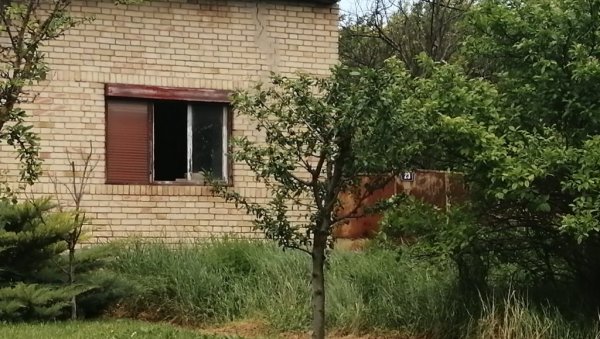 ОВО ЈЕ ЗГРАДА КОЈУ ДРЖАВА ПРОДАЈЕ ЗА 1.500 ЕВРА: Најјефтинији објекат у Србији, а ево шта је урачунато у цену (ФОТО) ОВО ЈЕ ЗГРАДА КОЈУ ДРЖАВА ПРОДАЈЕ ЗА 1.500 ЕВРА: Најјефтинији објекат у Србији, а ево шта је урачунато у цену (ФОТО)