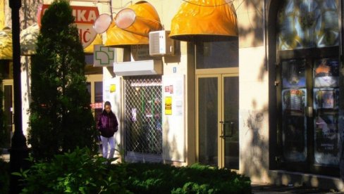 IZLOŽBA LITOGRAFIJA SARE LAZAREVIĆ: Postavka u Galeriji Kulturnog centra Kruševac IZLOŽBA LITOGRAFIJA SARE LAZAREVIĆ: Postavka u Galeriji Kulturnog centra Kruševac