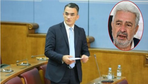 ВЛАДИМИР ЛЕПОСАВИЋ ПОРУЧИО КРИВОКАПИЋУ: Цену плаћам само ја, нико неће срушити ову власт! ВЛАДИМИР ЛЕПОСАВИЋ ПОРУЧИО КРИВОКАПИЋУ: Цену плаћам само ја, нико неће срушити ову власт!