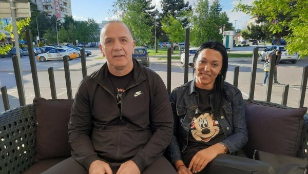 БОКСЕР ОДЛУЧИО ДА ДОНИРА БУБРЕГ: Осмех се вратио на Радмилино лице БОКСЕР ОДЛУЧИО ДА ДОНИРА БУБРЕГ: Осмех се вратио на Радмилино лице