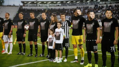DAN SALETOVOG OPROŠTAJA: Ilić - Partizan je način života! Teško sam prihvatio penziju (VIDEO) DAN SALETOVOG OPROŠTAJA: Ilić - Partizan je način života! Teško sam prihvatio penziju (VIDEO)