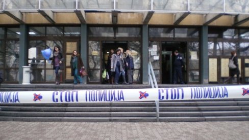 TUŽILAŠTVO NALOŽILO POLICIJI: Traži istragu tri različita događaja tokom blokada u Novom Sadu TUŽILAŠTVO NALOŽILO POLICIJI: Traži istragu tri različita događaja tokom blokada u Novom Sadu