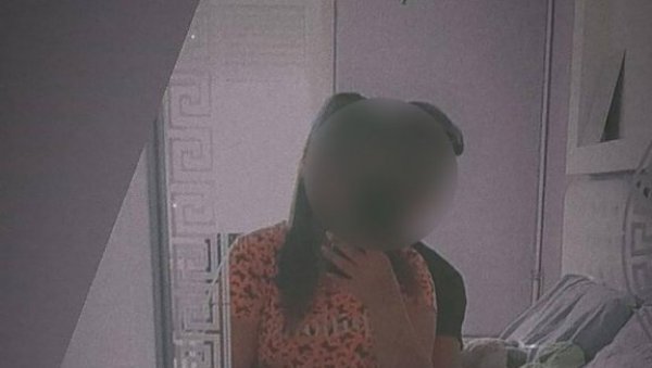 БАЈА И ТОМАНИЈА СЕ ПОЈАВИЛИ У ПОЛИЦИЈСКОЈ СТАНИЦИ: Крај потраге за тинејџерком из Богатића БАЈА И ТОМАНИЈА СЕ ПОЈАВИЛИ У ПОЛИЦИЈСКОЈ СТАНИЦИ: Крај потраге за тинејџерком из Богатића