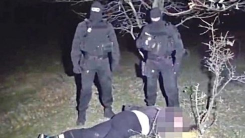А ОД ТАТЕ... Наркобос почео као зеленаш и успео да сагради империју у Шумадији (ФОТО) А ОД ТАТЕ... Наркобос почео као зеленаш и успео да сагради империју у Шумадији (ФОТО)