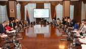 ШТАБ ДОНЕО НОВЕ МЕРЕ: Рад угоститељских објеката продужен до поноћи ШТАБ ДОНЕО НОВЕ МЕРЕ: Рад угоститељских објеката продужен до поноћи