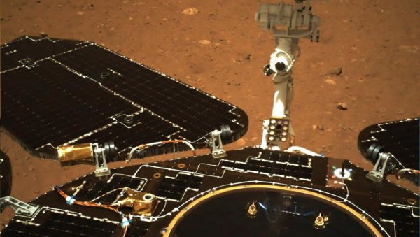 ДОКАЗ О ЖИВОТУ НА МАРСУ? НАСА жури са враћањем на Земљу узорка ДОКАЗ О ЖИВОТУ НА МАРСУ? НАСА жури са враћањем на Земљу узорка