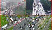 КОЛАПС У БЕОГРАДУ: Невреме проузроковало гужве, ево где је највећи застој (ФОТО) КОЛАПС У БЕОГРАДУ: Невреме проузроковало гужве, ево где је највећи застој (ФОТО)