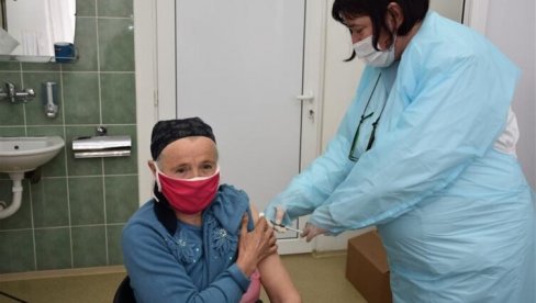ВАКЦИНИСАЊЕ У РАЂЕВИНИ: Дозе у свим селима ВАКЦИНИСАЊЕ У РАЂЕВИНИ: Дозе у свим селима