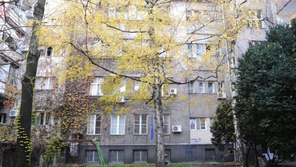 ОТВАРА СЕ РЕНОВИРАН ЧЕШКИ ДОМ: После прошлогодишњег уступања зграде Чешкој, здање враћено предратним власницима ОТВАРА СЕ РЕНОВИРАН ЧЕШКИ ДОМ: После прошлогодишњег уступања зграде Чешкој, здање враћено предратним власницима