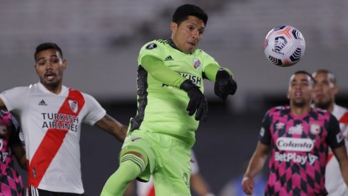 RIVER SE RASPUCAO: Milioneri pokazali šta znaju, sledeća žrtva je Lanus RIVER SE RASPUCAO: Milioneri pokazali šta znaju, sledeća žrtva je Lanus