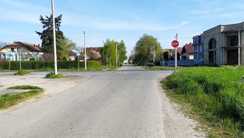 СЕМАФОР НА РАСКРСНИЦИ УЛИЦА РАДА КОНДИЋА И РУМЕНАЧКЕ: Почело уређење саобраћајних површина у Футогу СЕМАФОР НА РАСКРСНИЦИ УЛИЦА РАДА КОНДИЋА И РУМЕНАЧКЕ: Почело уређење саобраћајних површина у Футогу