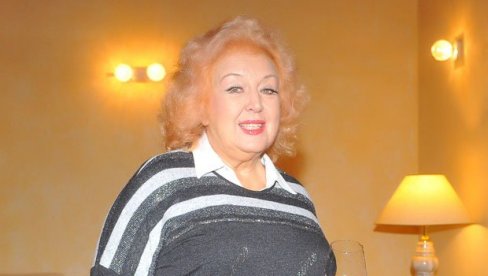 SVI SU MISLILI DA SMO BRAT I SESTRA: Zvezda zabavne muzike Radmila Karaklajić, za Novosti, emotivno o Đorđu Marjanoviću SVI SU MISLILI DA SMO BRAT I SESTRA: Zvezda zabavne muzike Radmila Karaklajić, za Novosti, emotivno o Đorđu Marjanoviću