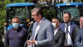 ДРЖАВА ОБНАВЉА МЕХАНИЗАЦИЈУ: Вучић- Уз субвенције набавка 750 нових трактора у Србији ДРЖАВА ОБНАВЉА МЕХАНИЗАЦИЈУ: Вучић- Уз субвенције набавка 750 нових трактора у Србији