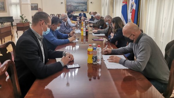 ШАБАЦ ДОБИО ПРИВРЕДНИ САВЕТ: У ново градско тело ушли успешни привредници, председница Миленца Срећковић ШАБАЦ ДОБИО ПРИВРЕДНИ САВЕТ: У ново градско тело ушли успешни привредници, председница Миленца Срећковић