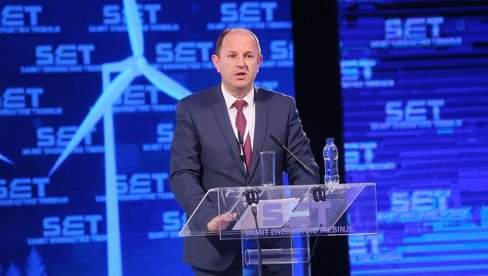 ГРАДИЋЕ СЕДАМ ХИДРОЕЛЕКТРАНА? Могућа регионална сарадња у области енергетике, где еу издваја девет милијарди евра ГРАДИЋЕ СЕДАМ ХИДРОЕЛЕКТРАНА? Могућа регионална сарадња у области енергетике, где еу издваја девет милијарди евра