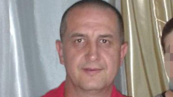 ГОРАНА ЈЕ УЈЕЛА НЕПОЗНАТА БУБА, ЈЕДВА СПАСАО ГЛАВУ: Полицајац из Црне Баре преживео пакао - само се почешао, дрхтавица је почела одмах ГОРАНА ЈЕ УЈЕЛА НЕПОЗНАТА БУБА, ЈЕДВА СПАСАО ГЛАВУ: Полицајац из Црне Баре преживео пакао - само се почешао, дрхтавица је почела одмах