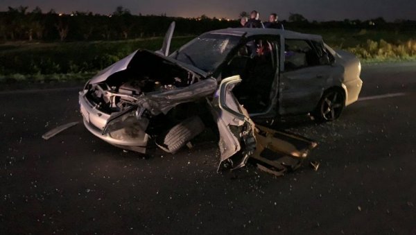 ПИЈАН ИЗАЗВАО САОБРАЋАЈНУ НЕСРЕЋУ: У судару код Смедерева повређено шест особа ПИЈАН ИЗАЗВАО САОБРАЋАЈНУ НЕСРЕЋУ: У судару код Смедерева повређено шест особа