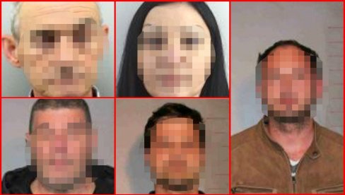 ПАЛА ГРУПА ОПАСНИХ ПРЕВАРАНАТА У БЕОГРАДУ: Заплењено оружје и лажне значке, ако су и вас насамарили јавите се на овај број ПАЛА ГРУПА ОПАСНИХ ПРЕВАРАНАТА У БЕОГРАДУ: Заплењено оружје и лажне значке, ако су и вас насамарили јавите се на овај број