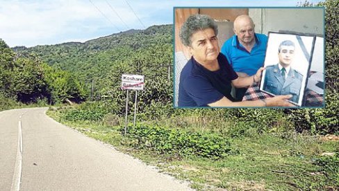 MAJKA JELICA U CRNINI OD 1999. - Roditelji Dejana Mitića, nastradalog na Košarama: Svaki novi dan je nova patnja za sinom (VIDEO) MAJKA JELICA U CRNINI OD 1999. - Roditelji Dejana Mitića, nastradalog na Košarama: Svaki novi dan je nova patnja za sinom (VIDEO)