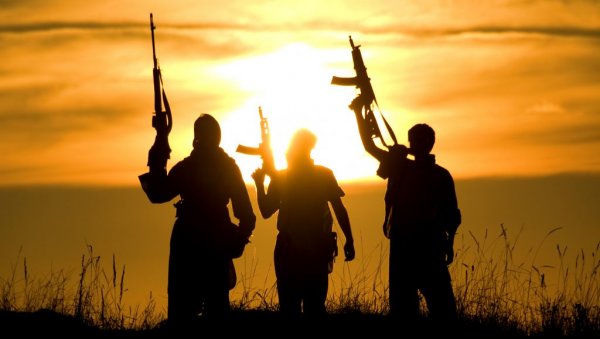 НЕМАЦ ПЛАНИРАО ТЕРОРИСТИЧКИ НАПАД: Ухапшен младић (21) на граници са Француском НЕМАЦ ПЛАНИРАО ТЕРОРИСТИЧКИ НАПАД: Ухапшен младић (21) на граници са Француском