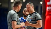 ПОШТЕНИЈЕ СУЂЕЊЕ БИЛО У ХАГУ! Делије бесне на судијску тројку четврте утакмице (ТВИТОВИ) ПОШТЕНИЈЕ СУЂЕЊЕ БИЛО У ХАГУ! Делије бесне на судијску тројку четврте утакмице (ТВИТОВИ)