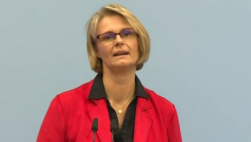 NEMAČKA VAKCINIŠE ĐAKE? Imunizacija kao preduslov za otvaranje škola NEMAČKA VAKCINIŠE ĐAKE? Imunizacija kao preduslov za otvaranje škola