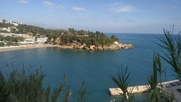 ОДЛИЧАН КВАЛИТЕТ МОРСКЕ ВОДЕ: У Црној Гори безбдено за купање ОДЛИЧАН КВАЛИТЕТ МОРСКЕ ВОДЕ: У Црној Гори безбдено за купање
