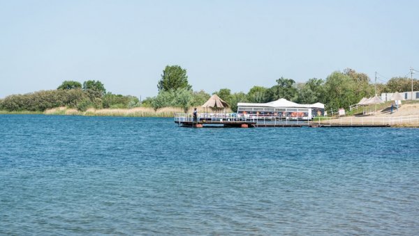 УРЕЂЕЊЕ ПЕСКАДАСИЈА: Популарно купалиште у Зрењанину биће још лепше УРЕЂЕЊЕ ПЕСКАДАСИЈА: Популарно купалиште у Зрењанину биће још лепше