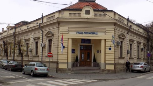 КОНЦЕРТ У ЧАСТ ВЕЛИКОГ КОМПОЗИТОРА: Наступ у лесковачкој Свечаној сали КОНЦЕРТ У ЧАСТ ВЕЛИКОГ КОМПОЗИТОРА: Наступ у лесковачкој Свечаној сали