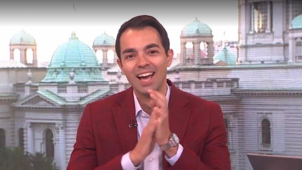 ФИЛИП ЧУКАНОВИЋ ДОЖИВЕО ПЕХ У ПРОГРАМУ УЖИВО: Колегиница му се насмејала, он поручио - Извињавам се! ФИЛИП ЧУКАНОВИЋ ДОЖИВЕО ПЕХ У ПРОГРАМУ УЖИВО: Колегиница му се насмејала, он поручио - Извињавам се!