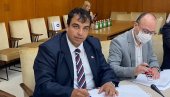REKOVCU DVA PROJEKTA: U planu rekonstrukcija zgrade opštinske uprave i asfaltiranje puta REKOVCU DVA PROJEKTA: U planu rekonstrukcija zgrade opštinske uprave i asfaltiranje puta