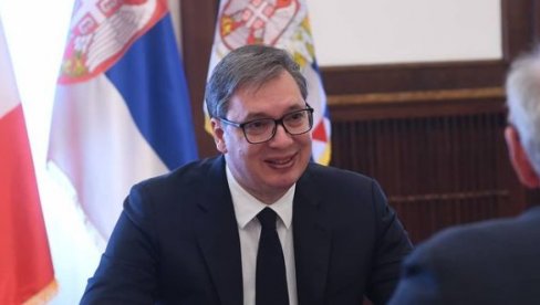 ВУЧИЋЕВА ПОРУКА МИТРОПОЛИТУ ЈОАНИКИЈУ: Да у здрављу, мудрости и храбрости дуго и успешно будете духовни пастир! ВУЧИЋЕВА ПОРУКА МИТРОПОЛИТУ ЈОАНИКИЈУ: Да у здрављу, мудрости и храбрости дуго и успешно будете духовни пастир!
