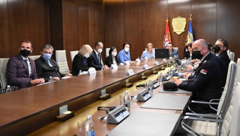 МИНИСТР ВУЛИН И КЕЏИ САГЛАСНИ: Стратешко партнерство Србије и Кине на највишем нивоу МИНИСТР ВУЛИН И КЕЏИ САГЛАСНИ: Стратешко партнерство Србије и Кине на највишем нивоу