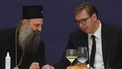 VUČIĆ I PATRIJARH NA RUČKU: Razgovor u Predsedništvu o situaciji na KiM i srpskim svetinjama (FOTO) VUČIĆ I PATRIJARH NA RUČKU: Razgovor u Predsedništvu o situaciji na KiM i srpskim svetinjama (FOTO)