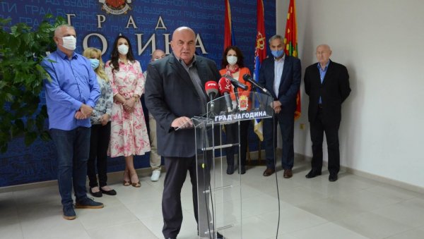 ЖУРКЕ И МУЗИКА У ПАРАЛИЈИ: Палма у Грчку води 500 здравствених радника ЖУРКЕ И МУЗИКА У ПАРАЛИЈИ: Палма у Грчку води 500 здравствених радника