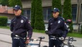 ПАТРОЛЕ ОПЕТ НА БИЦИКЛИМА: На улицама Новог Сада полиција на два точка ПАТРОЛЕ ОПЕТ НА БИЦИКЛИМА: На улицама Новог Сада полиција на два точка