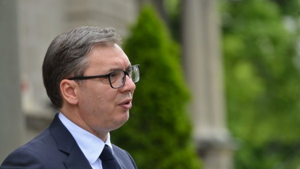 ВУЧИЋ ДАНАС СА ПАЛМЕРОМ И ЛАЈЧАКОМ: Главна тема састанака Косово и Метохија ВУЧИЋ ДАНАС СА ПАЛМЕРОМ И ЛАЈЧАКОМ: Главна тема састанака Косово и Метохија