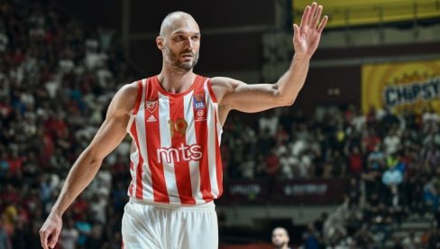 ZVEZDA U GROTLU PIONIRA Crveno-beli igrali pred 4.235 gledalaca ZVEZDA U GROTLU PIONIRA Crveno-beli igrali pred 4.235 gledalaca