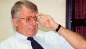 ВРАЋАЈУ СЕ НА ПРАВИ ПУТ! Шешељ изненађен: Та вест ме је силно обрадовала ВРАЋАЈУ СЕ НА ПРАВИ ПУТ! Шешељ изненађен: Та вест ме је силно обрадовала