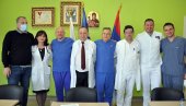 ВЕЛИКИ ПОДВИГ ЛЕКАРА: Уграђен први пејсмејкер у бијељинској болници ВЕЛИКИ ПОДВИГ ЛЕКАРА: Уграђен први пејсмејкер у бијељинској болници
