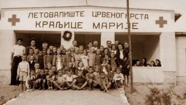 ДЕЧЈЕ ОДМАРАЛИШТЕ У СЛАВУ КРАЉИЦЕ MАРИЈЕ: Иницијатива за враћање назива здању Црвеног крста у Вршцу ДЕЧЈЕ ОДМАРАЛИШТЕ У СЛАВУ КРАЉИЦЕ MАРИЈЕ: Иницијатива за враћање назива здању Црвеног крста у Вршцу