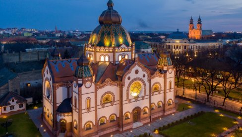 KONCERT U DVORIŠTU: I Subotička sinagoga obeležava Svetski dan secesije