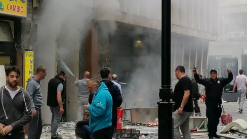 UTVRĐEN UZROK ESKPLOZIJE PLINSKE BOCE U BEOGRADU: Nakon stravičnih scena u Čika LJubinoj dve osobe na intenzivnoj nezi (FOTO, VIDEO) UTVRĐEN UZROK ESKPLOZIJE PLINSKE BOCE U BEOGRADU: Nakon stravičnih scena u Čika LJubinoj dve osobe na intenzivnoj nezi (FOTO, VIDEO)