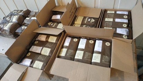 NOVOPAZARAC SPREČEN U ŠVERCU ESPRESO KAFE: Carinici i policija zaplenili 42 kilograma tog akciznog proizvoda NOVOPAZARAC SPREČEN U ŠVERCU ESPRESO KAFE: Carinici i policija zaplenili 42 kilograma tog akciznog proizvoda