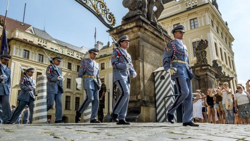 ЧЕСИ МОЛЕ РУСИЈУ ДА ИХ УКЛОНИ СА СПИСКА: Москва јасно рекла које земље су непријатељске, Кулбанек реаговао ЧЕСИ МОЛЕ РУСИЈУ ДА ИХ УКЛОНИ СА СПИСКА: Москва јасно рекла које земље су непријатељске, Кулбанек реаговао