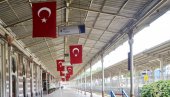 ТЕШКА САОБРАЋАЈНА НЕСРЕЋА У ТУРСКОЈ: Погинуло 15, а повређене 22 особе (ФОТО) ТЕШКА САОБРАЋАЈНА НЕСРЕЋА У ТУРСКОЈ: Погинуло 15, а повређене 22 особе (ФОТО)