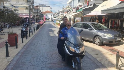 У ГРЧКУ СТИГЛО 600 ЧЛАНОВА ДЕЛЕГАЦИЈЕ: У организацији града Јагодине у Паралији бораве лекари и здравствени радници У ГРЧКУ СТИГЛО 600 ЧЛАНОВА ДЕЛЕГАЦИЈЕ: У организацији града Јагодине у Паралији бораве лекари и здравствени радници