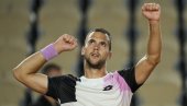 SPEKTAKULARNI LASLO ĐERE U ATP FINALU! Reprezentativac Srbije nastavio sa bravurama SPEKTAKULARNI LASLO ĐERE U ATP FINALU! Reprezentativac Srbije nastavio sa bravurama